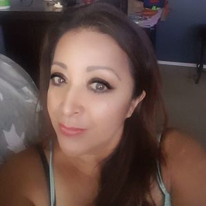 Meet your Posher, Dionicia